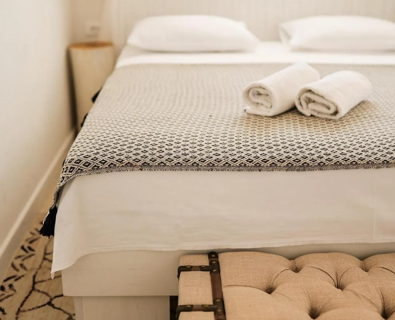 ביוגראד נה מורו Della Apartments